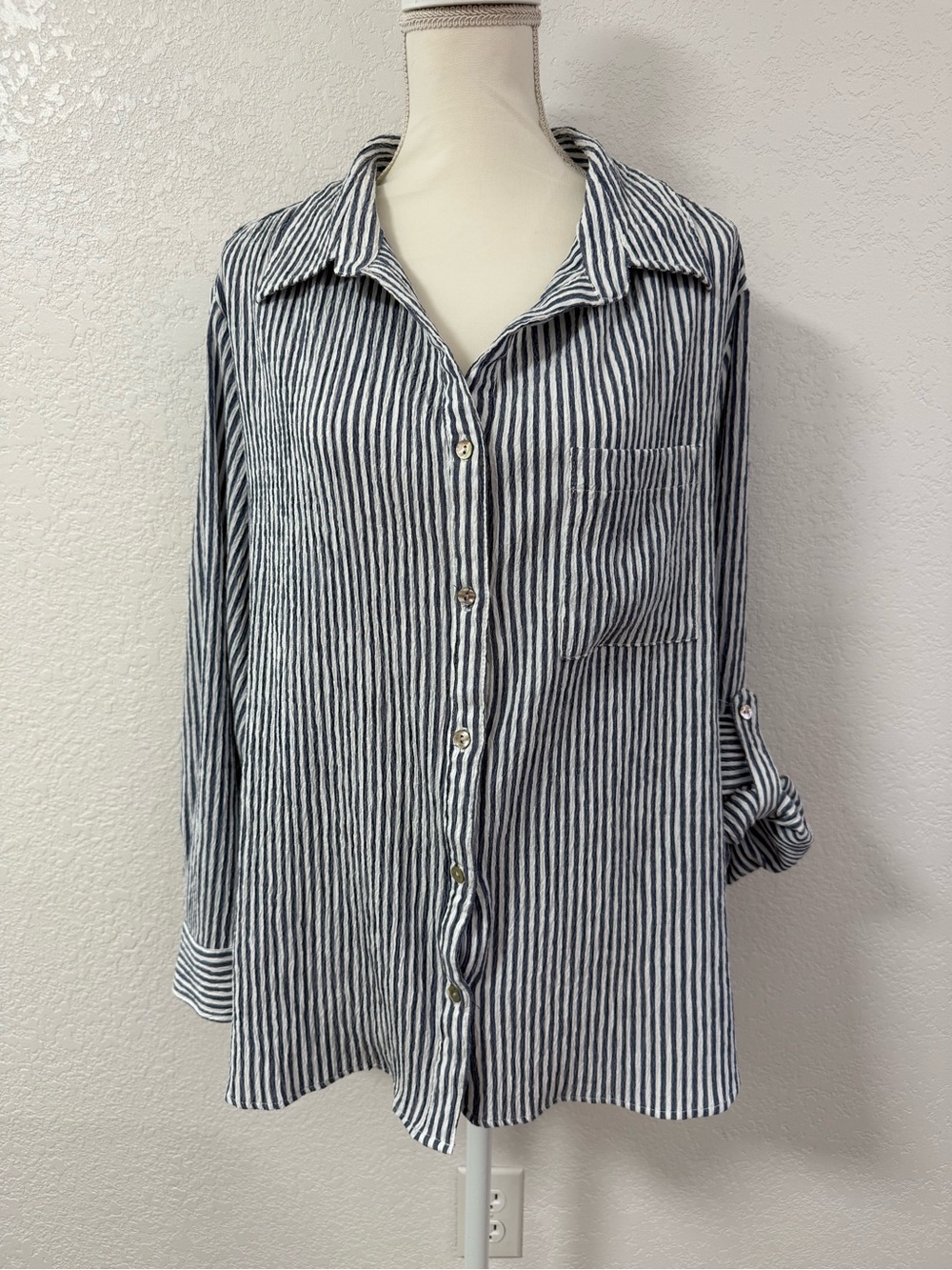 CHENAULT Button-Up Collared Woven Stretch Blue/White Striped Top Women 2X
